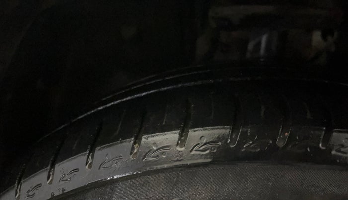 2023 Tata ALTROZ XZA PLUS, Petrol, Automatic, 82,153 km, Left Front Tyre Tread