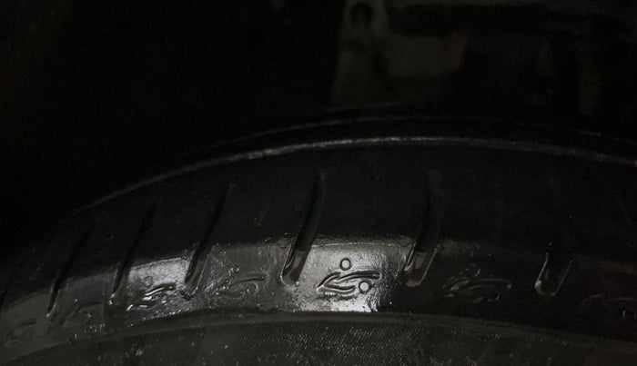 2023 Tata ALTROZ XZA PLUS, Petrol, Automatic, 82,153 km, Right Front Tyre Tread