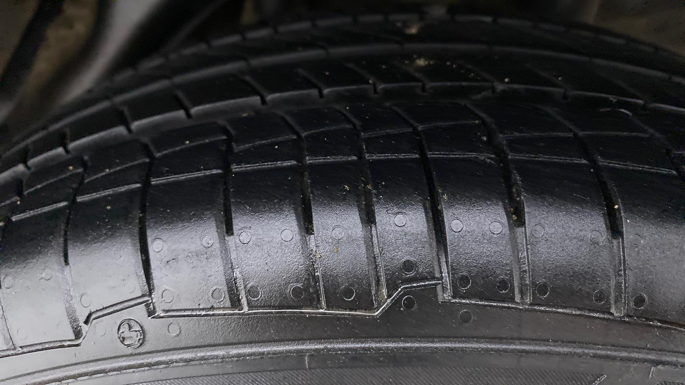 2014 Honda Brio S MT, Petrol, Manual, 75,299 km, Left Rear Tyre Tread