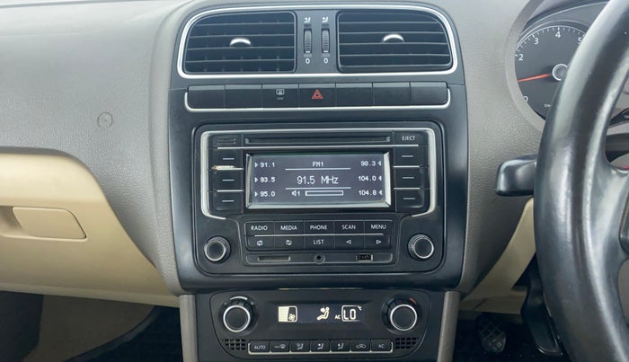 2014 Volkswagen Vento HIGHLINE PETROL, Petrol, Manual, 89,614 km, Air Conditioner