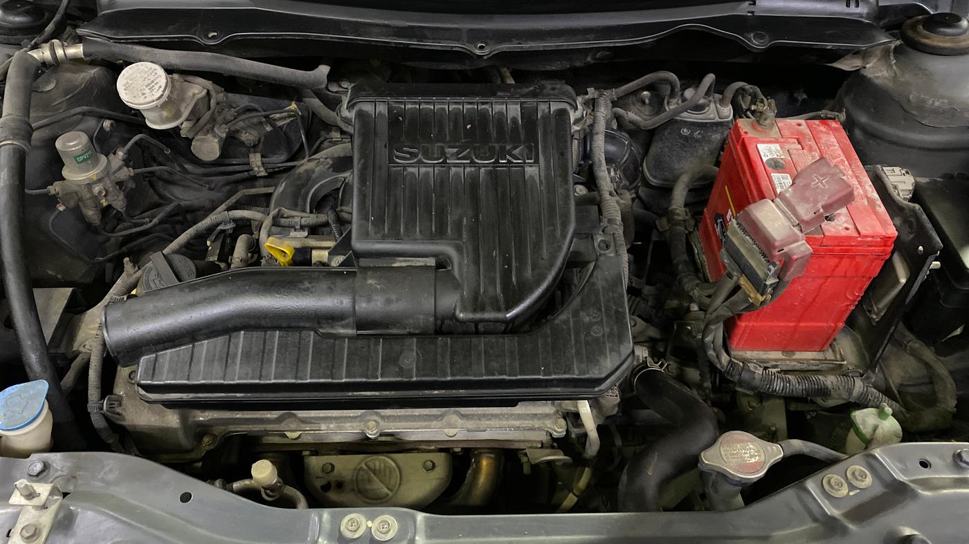 2014 Maruti Swift Dzire VXI, Petrol, Manual, 60,371 km, Engine View