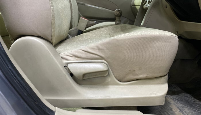 2014 Maruti Swift Dzire VXI, Petrol, Manual, 60,371 km, Driver Side Adjustment Panel