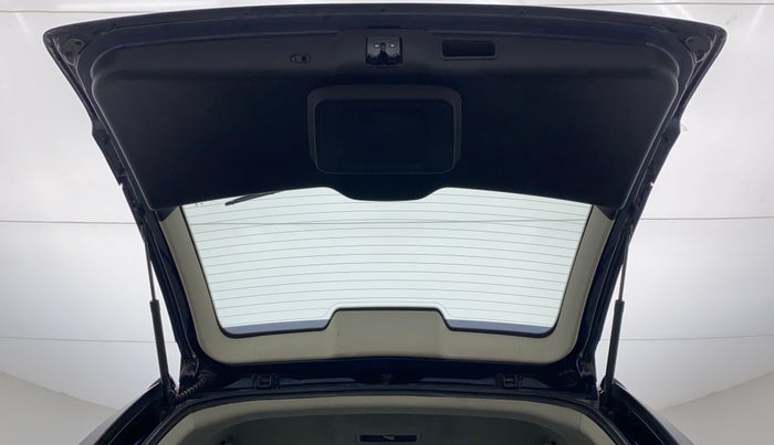 2018 Tata Hexa Varicor 400 XTA, Diesel, Automatic, 73,725 km, Boot Door Open
