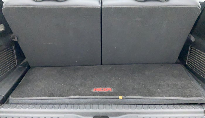 2018 Tata Hexa Varicor 400 XTA, Diesel, Automatic, 73,725 km, Boot Inside