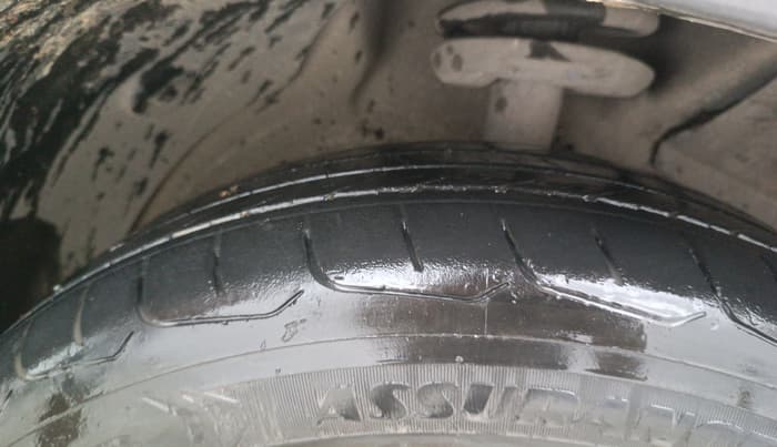 2019 MG HECTOR SHARP 1.5 DCT PETROL, Petrol, Automatic, 82,234 km, Right Front Tyre Tread