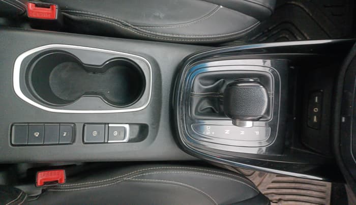 2019 MG HECTOR SHARP 1.5 DCT PETROL, Petrol, Automatic, 82,234 km, Gear Lever