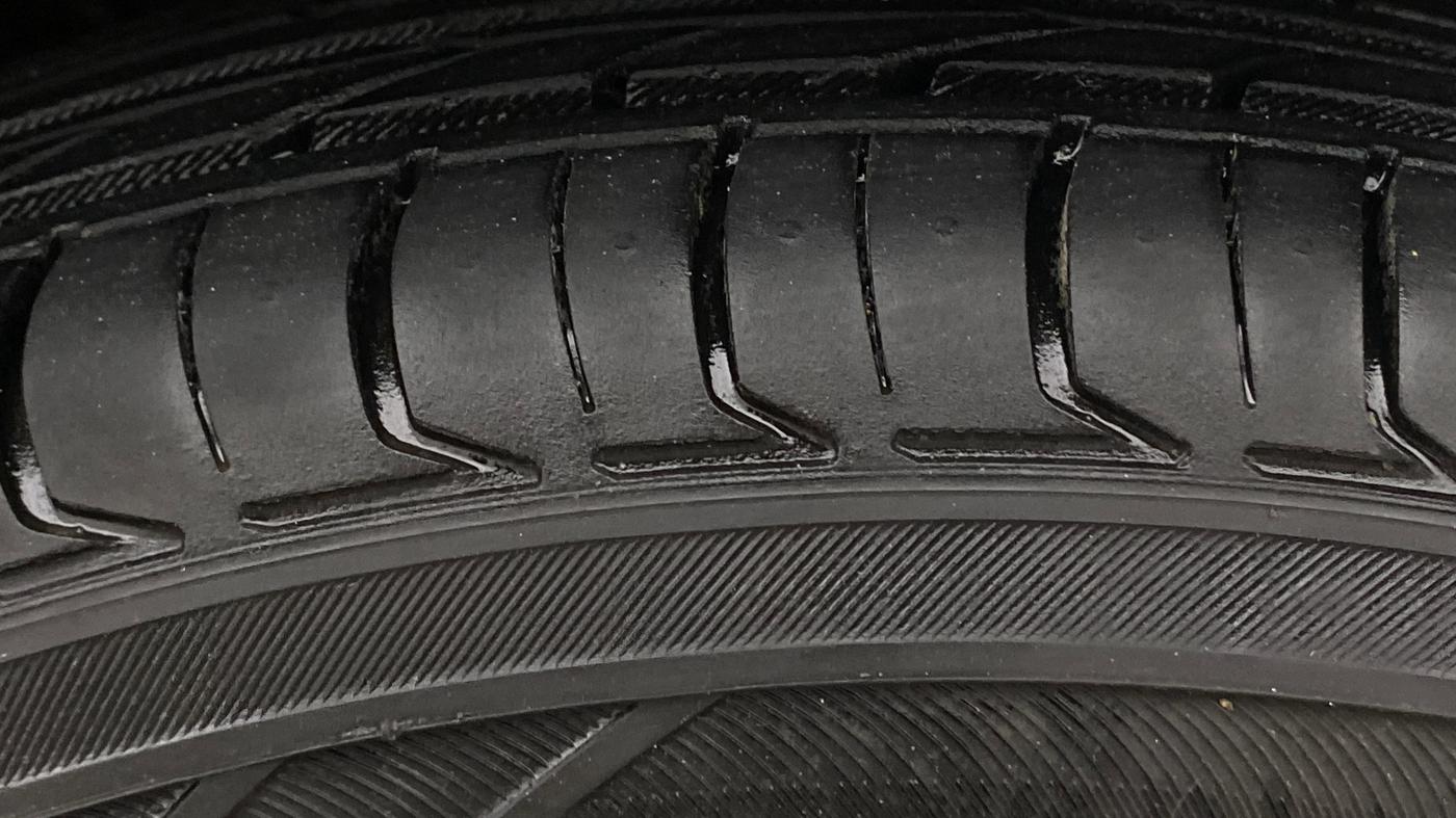 2016 Renault Kwid RXT 0.8, Petrol, Manual, 87,962 km, Right Front Tyre Tread