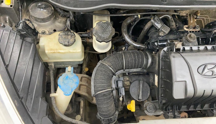 2012 Hyundai Eon MAGNA +, Petrol, Manual, 1,10,019 km, Engine View - Right