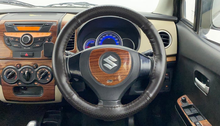 2017 Maruti Wagon R 1.0 VXI AMT, Petrol, Automatic, 52,474 km, Steering Wheel Close Up