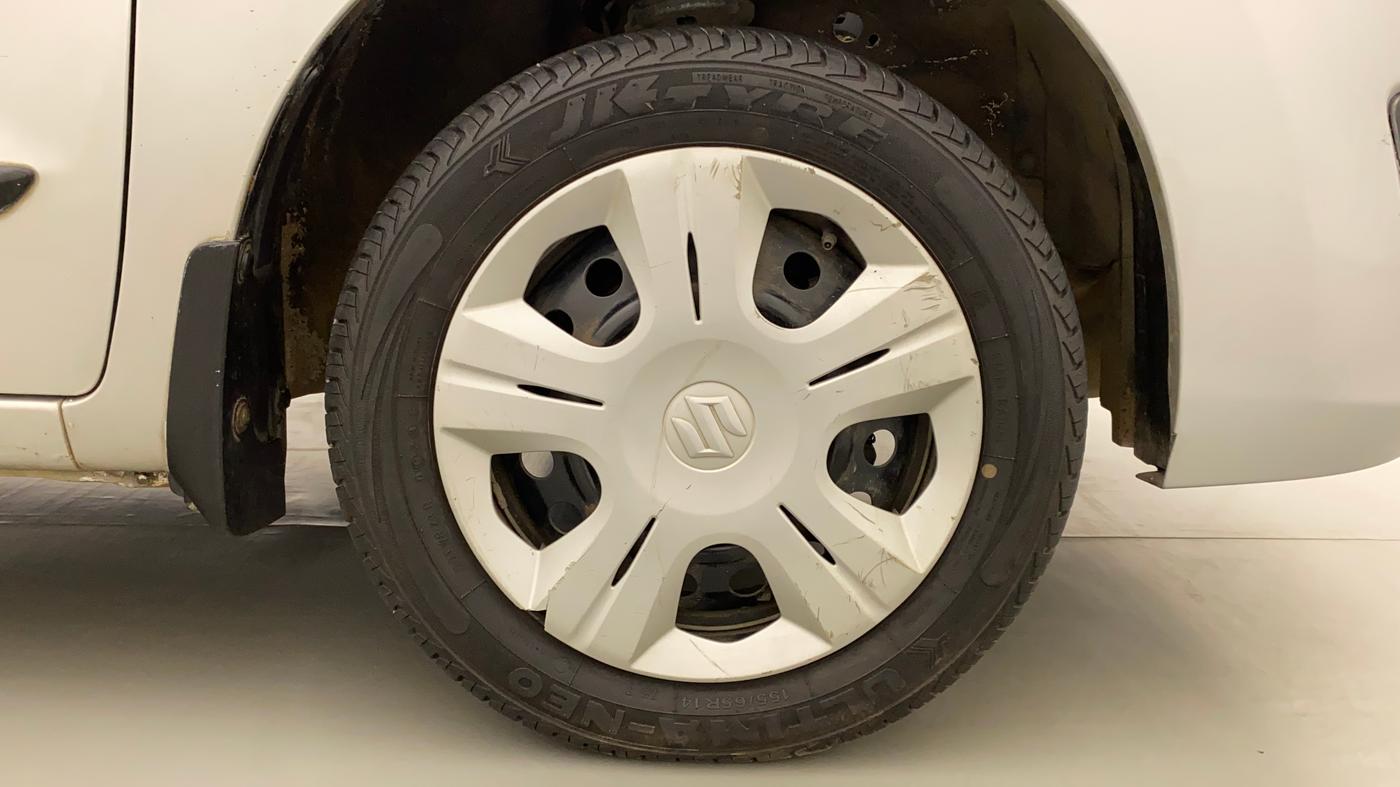 2017 Maruti Wagon R 1.0 VXI AMT, Petrol, Automatic, 52,474 km, Right Front Wheel