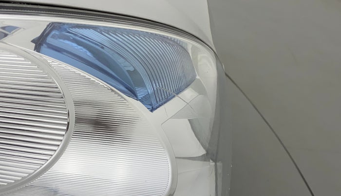 2017 Maruti Wagon R 1.0 VXI AMT, Petrol, Automatic, 52,474 km, Right headlight - Minor scratches