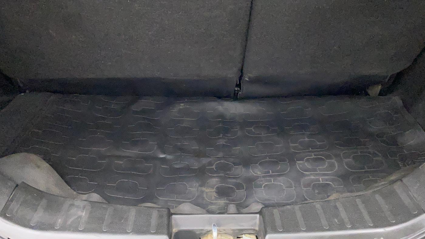 2017 Maruti Wagon R 1.0 VXI AMT, Petrol, Automatic, 52,474 km, Boot Inside