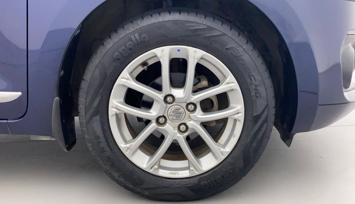 2018 Maruti Swift ZXI AMT, Petrol, Automatic, 29,881 km, Right Front Wheel