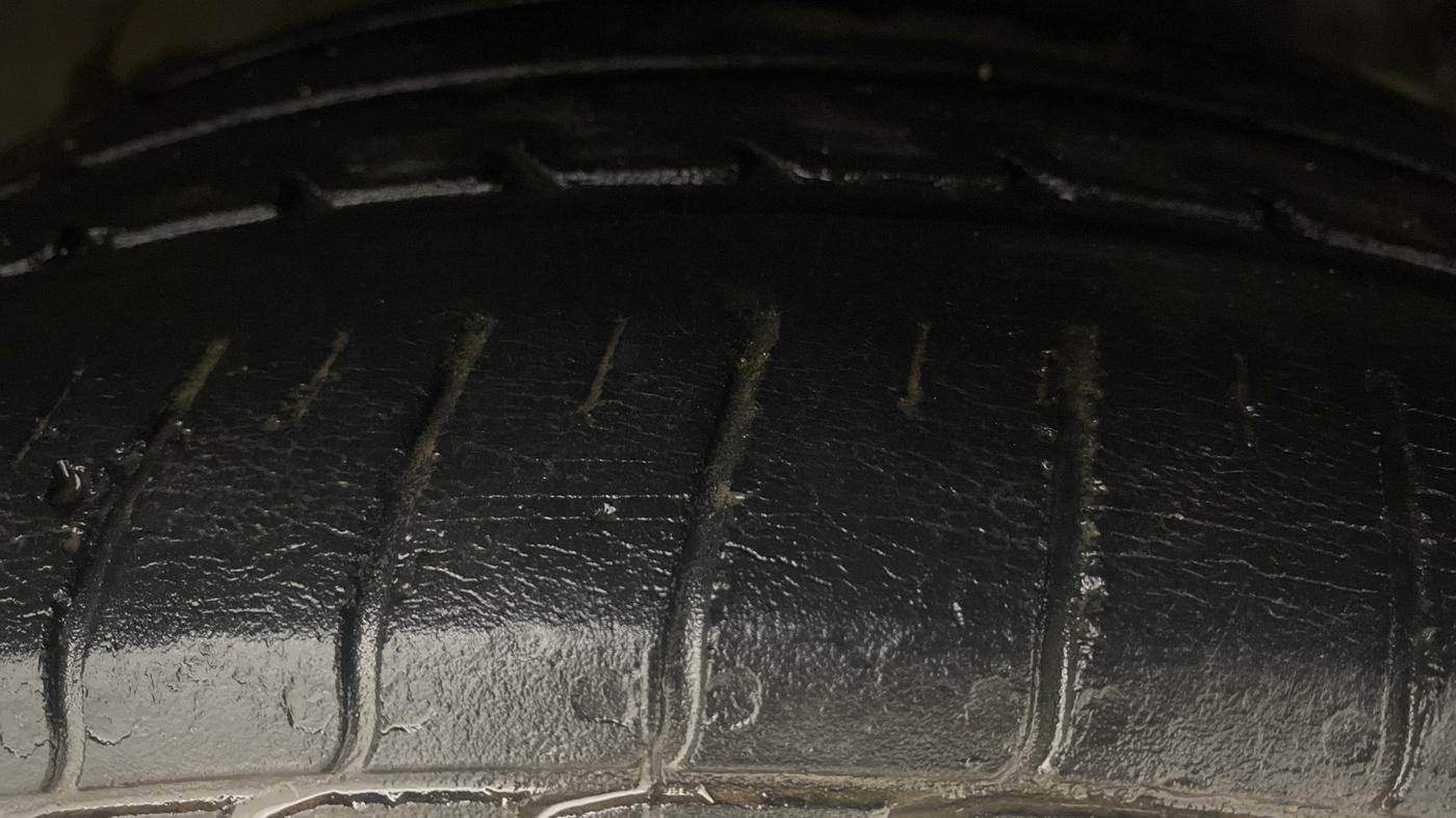 2019 Ford FREESTYLE TITANIUM 1.2 PETROL, Petrol, Manual, 47,124 km, Right Front Tyre Tread