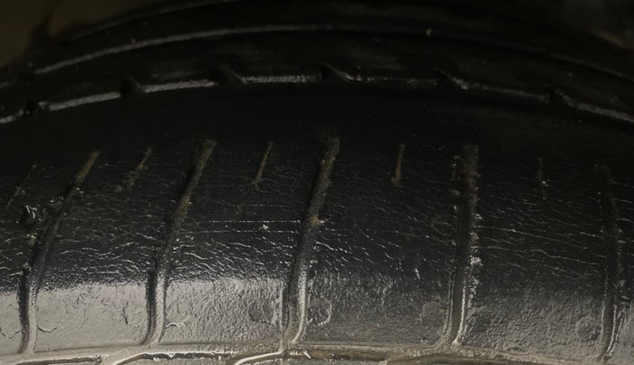 2019 Ford FREESTYLE TITANIUM 1.2 PETROL, Petrol, Manual, 47,124 km, Right Front Tyre Tread