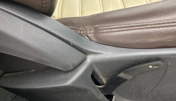 2019 Ford FREESTYLE TITANIUM 1.2 PETROL, Petrol, Manual, 47,124 km, Driver Side Adjustment Panel