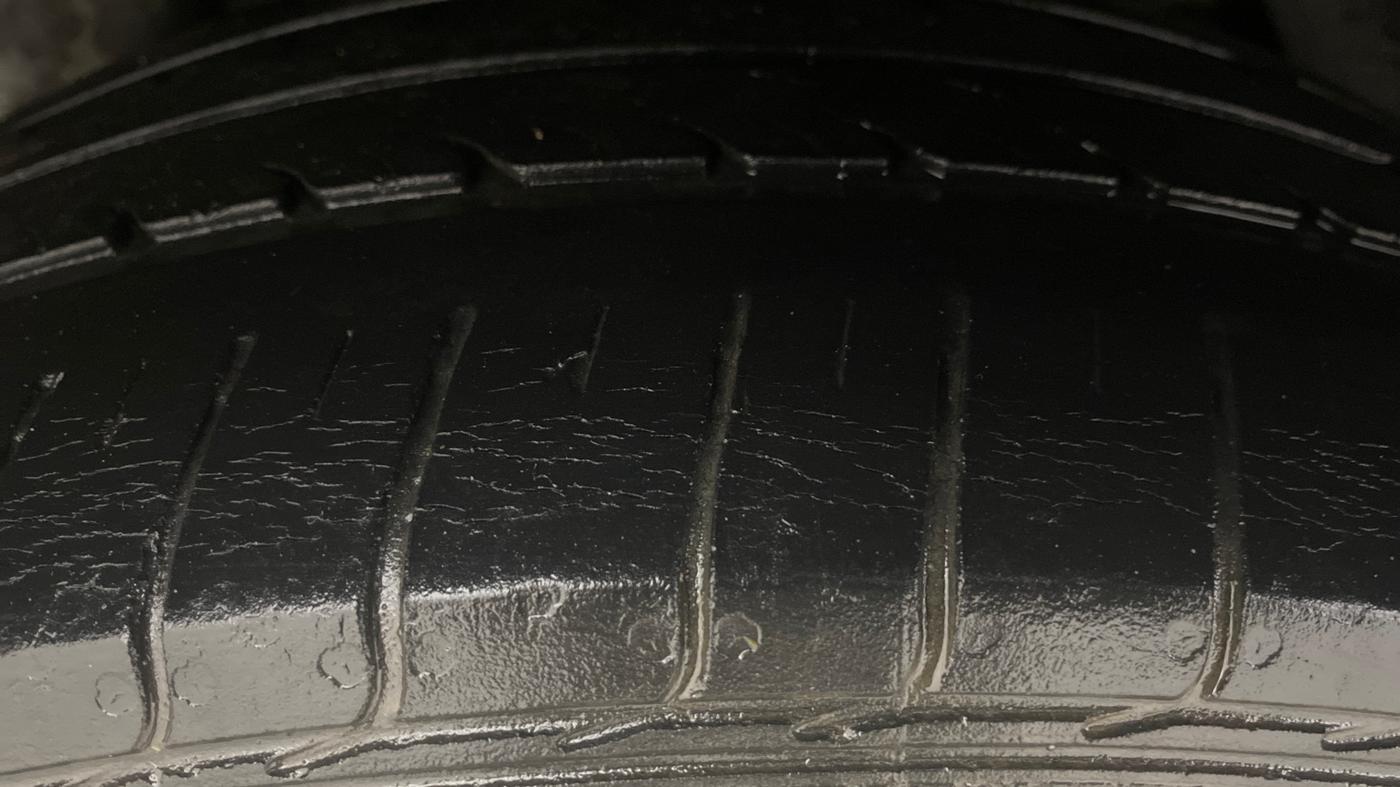 2019 Ford FREESTYLE TITANIUM 1.2 PETROL, Petrol, Manual, 47,124 km, Right Rear Tyre Tread