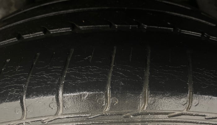 2019 Ford FREESTYLE TITANIUM 1.2 PETROL, Petrol, Manual, 47,124 km, Right Rear Tyre Tread