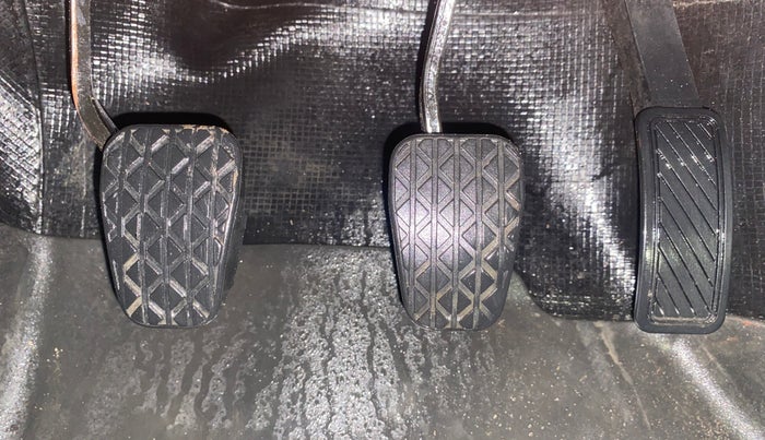 2019 Ford FREESTYLE TITANIUM 1.2 PETROL, Petrol, Manual, 47,124 km, Pedals