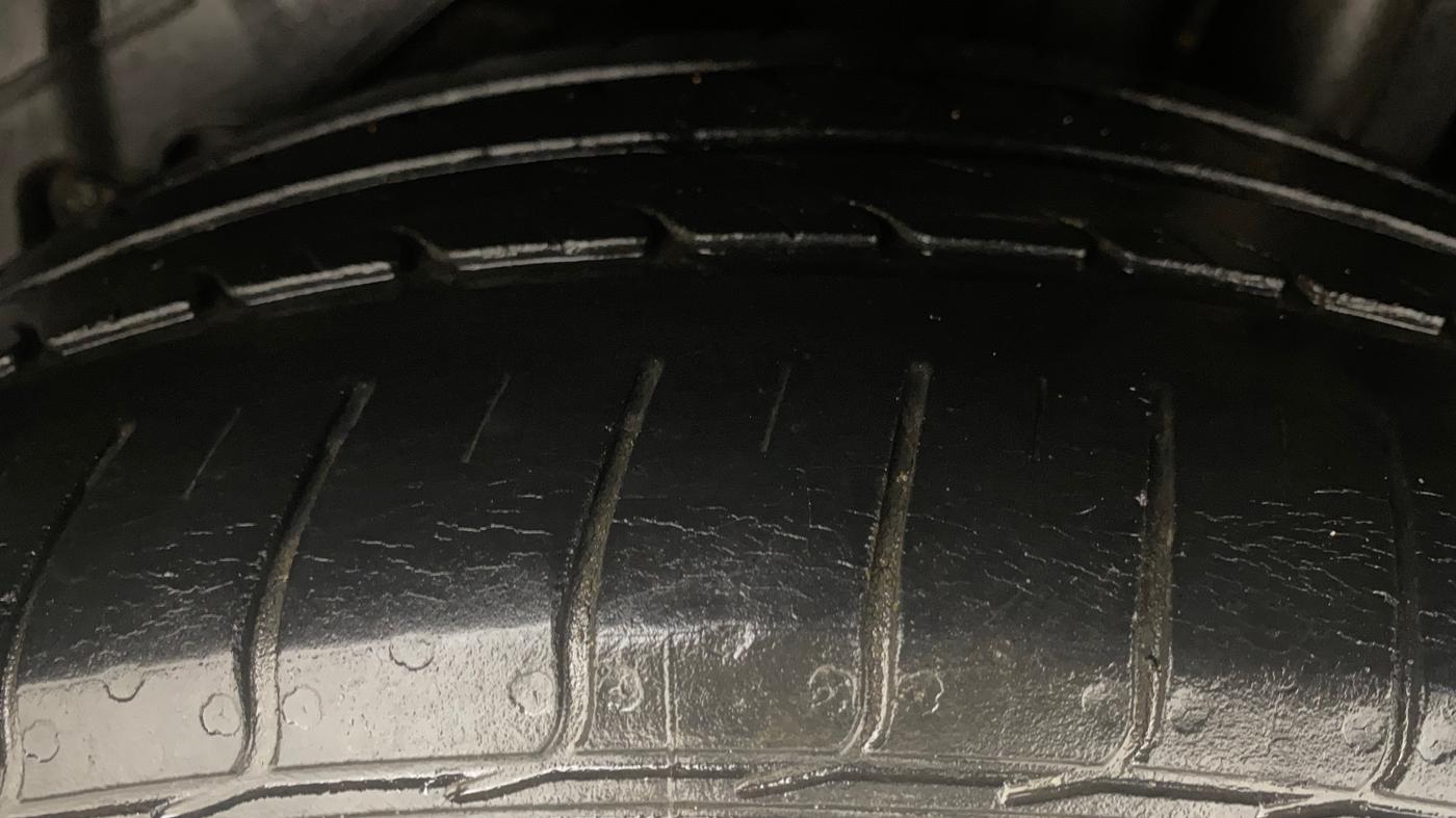 2019 Ford FREESTYLE TITANIUM 1.2 PETROL, Petrol, Manual, 47,124 km, Left Rear Tyre Tread
