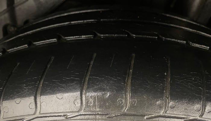 2019 Ford FREESTYLE TITANIUM 1.2 PETROL, Petrol, Manual, 47,124 km, Left Rear Tyre Tread