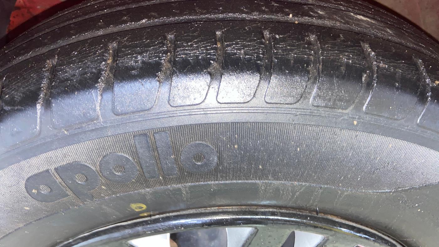 2018 Maruti Swift VXI, Petrol, Manual, 73,349 km, Left Front Tyre Tread