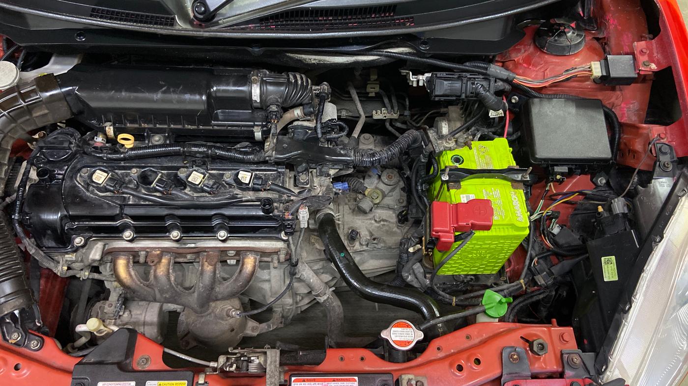 2018 Maruti Swift VXI, Petrol, Manual, 73,349 km, Engine View - Left