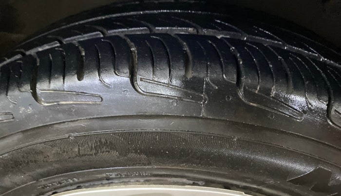 2018 Maruti Celerio ZXI, Petrol, Manual, 73,177 km, Right Rear Tyre Tread