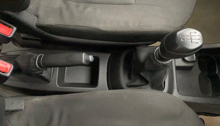 2018 Renault Kwid RXL 1.0, Petrol, Manual, 21,483 km, Gear Lever