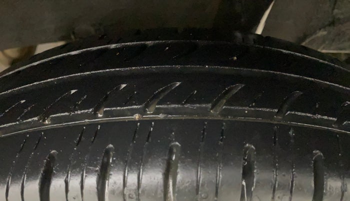 2018 Renault Kwid RXL 1.0, Petrol, Manual, 21,483 km, Left Rear Tyre Tread