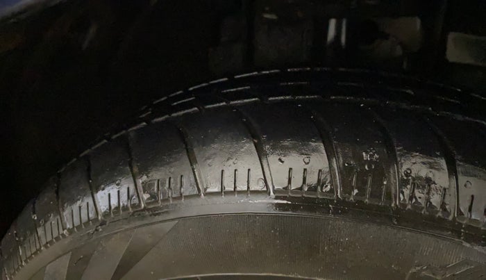 2022 Tata TIGOR XM CNG, CNG, Manual, 26,736 km, Right Front Tyre Tread