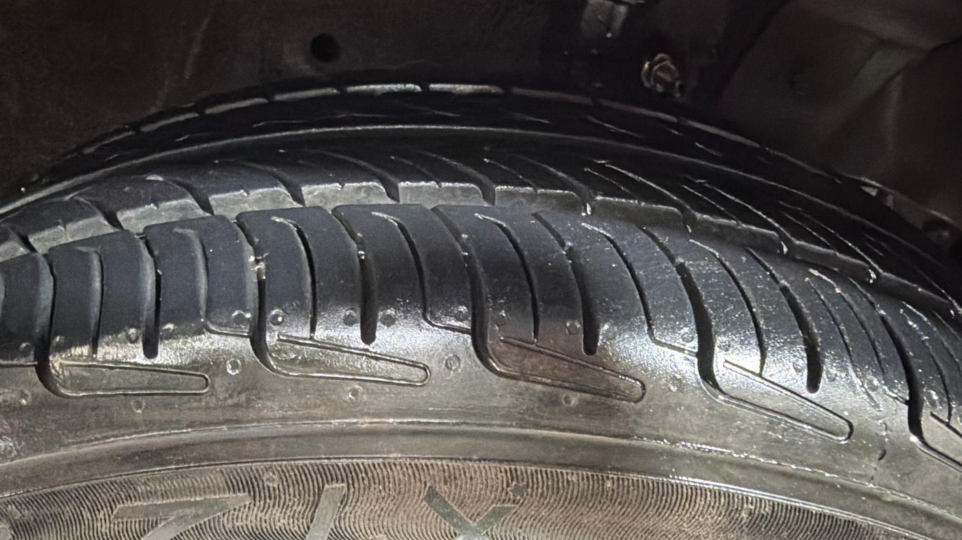 2019 Honda Amaze 1.2L I-VTEC V CVT, Petrol, Automatic, 56,907 km, Right Front Tyre Tread