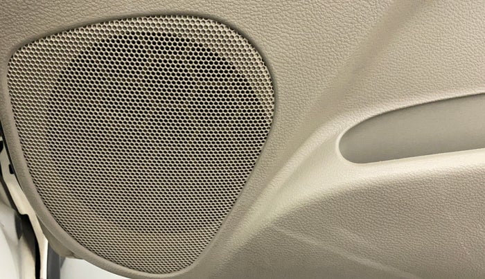 2016 Maruti Celerio ZXI, Petrol, Manual, 1,23,186 km, Speaker