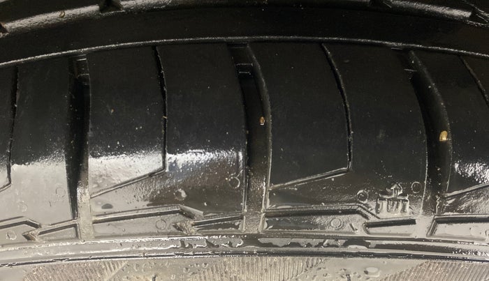 2024 KIA SELTOS  GTX Plus 1.5 Turbo Petrol DCT, Petrol, Automatic, 10,389 km, Left Front Tyre Tread