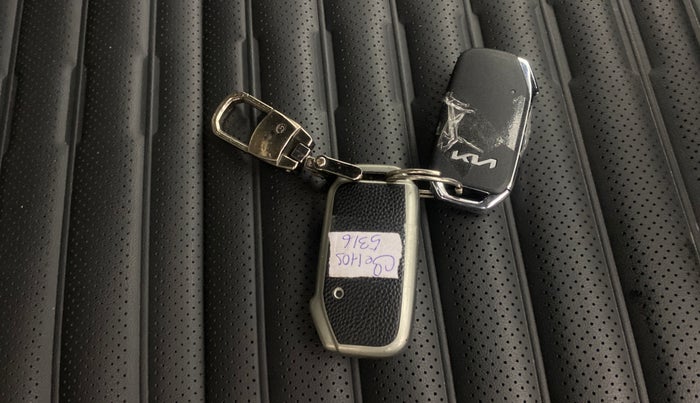 2024 KIA SELTOS  GTX Plus 1.5 Turbo Petrol DCT, Petrol, Automatic, 10,389 km, Key Close Up