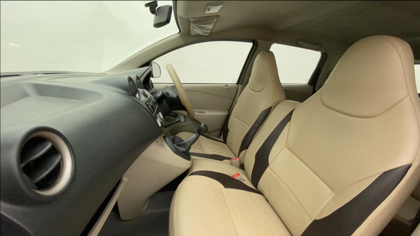 2016 Datsun Go Plus T, Petrol, Manual, 40,350 km, Right Side Front Door Cabin