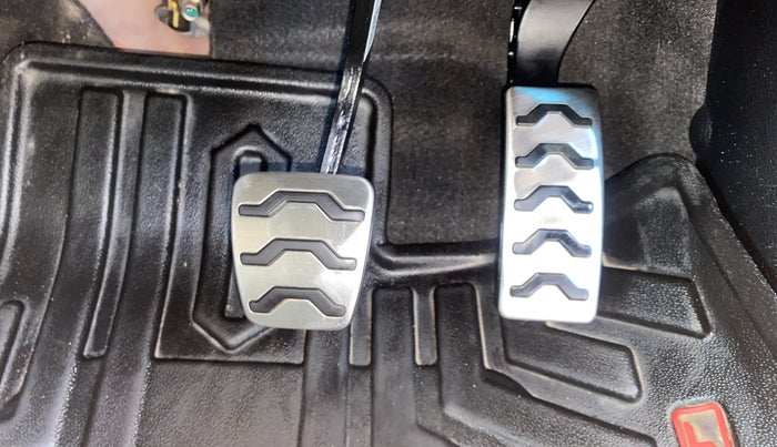 2020 KIA SONET GTX PLUS 1.0 IMT, Petrol, Manual, 34,305 km, Pedals