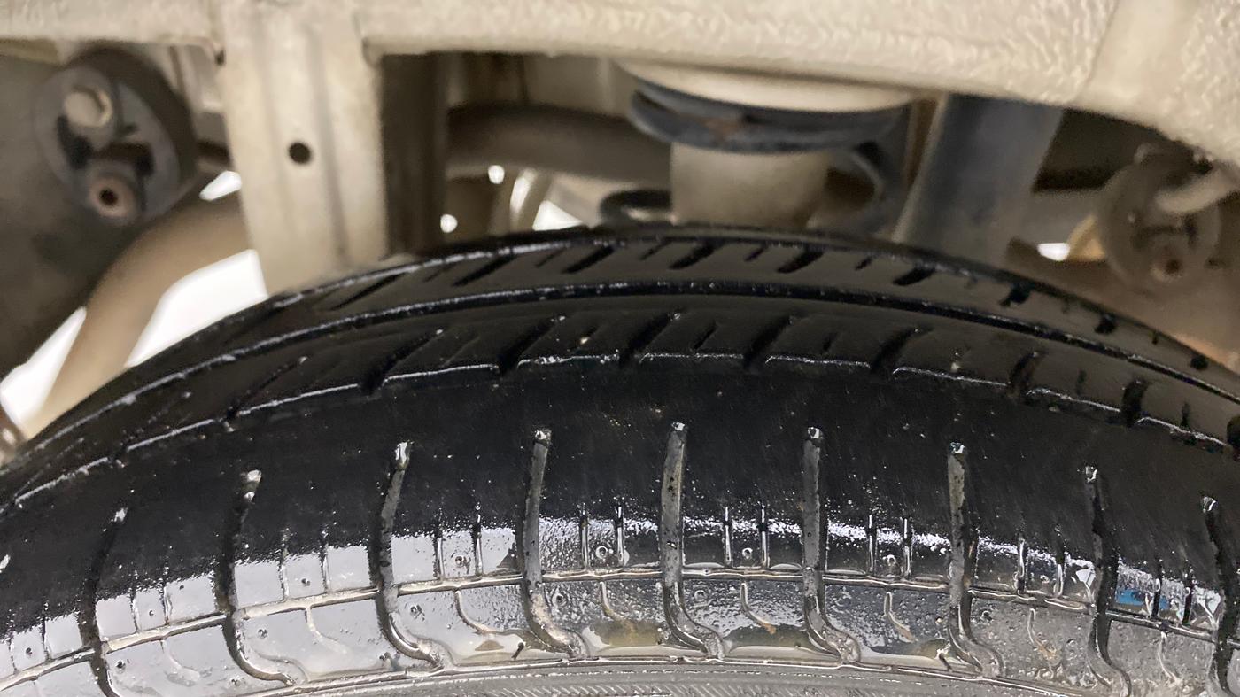 2016 Maruti Alto 800 LXI, Petrol, Manual, 60,610 km, Right Rear Tyre Tread