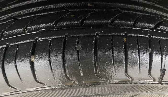 2020 Maruti New Wagon-R VXI 1.2, Petrol, Manual, 77,380 km, Left Front Tyre Tread