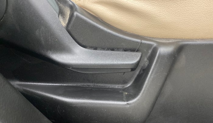 2020 Maruti New Wagon-R VXI 1.2, Petrol, Manual, 77,380 km, Driver Side Adjustment Panel