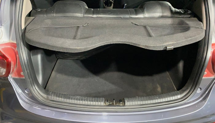 2018 Hyundai Grand i10 MAGNA 1.2 KAPPA VTVT, Petrol, Manual, 45,296 km, Boot Inside