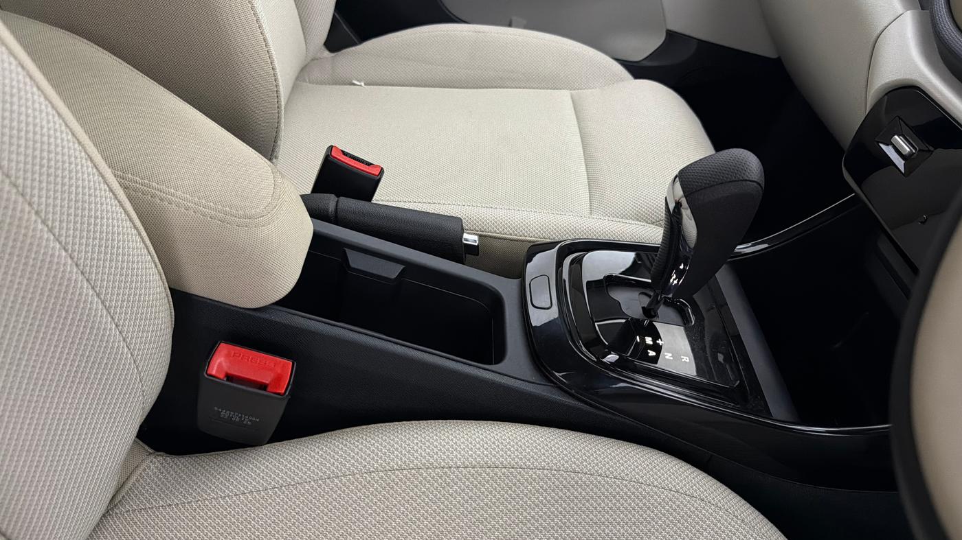 2025 Tata ALTROZ Creative Petrol 5AMT, Petrol, Automatic, 1,371 km, Gear Lever