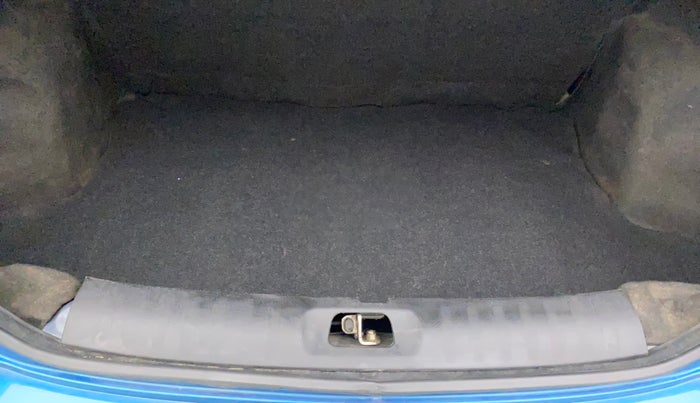 2013 Maruti Swift Dzire VXI, Petrol, Manual, 47,406 km, Boot Inside