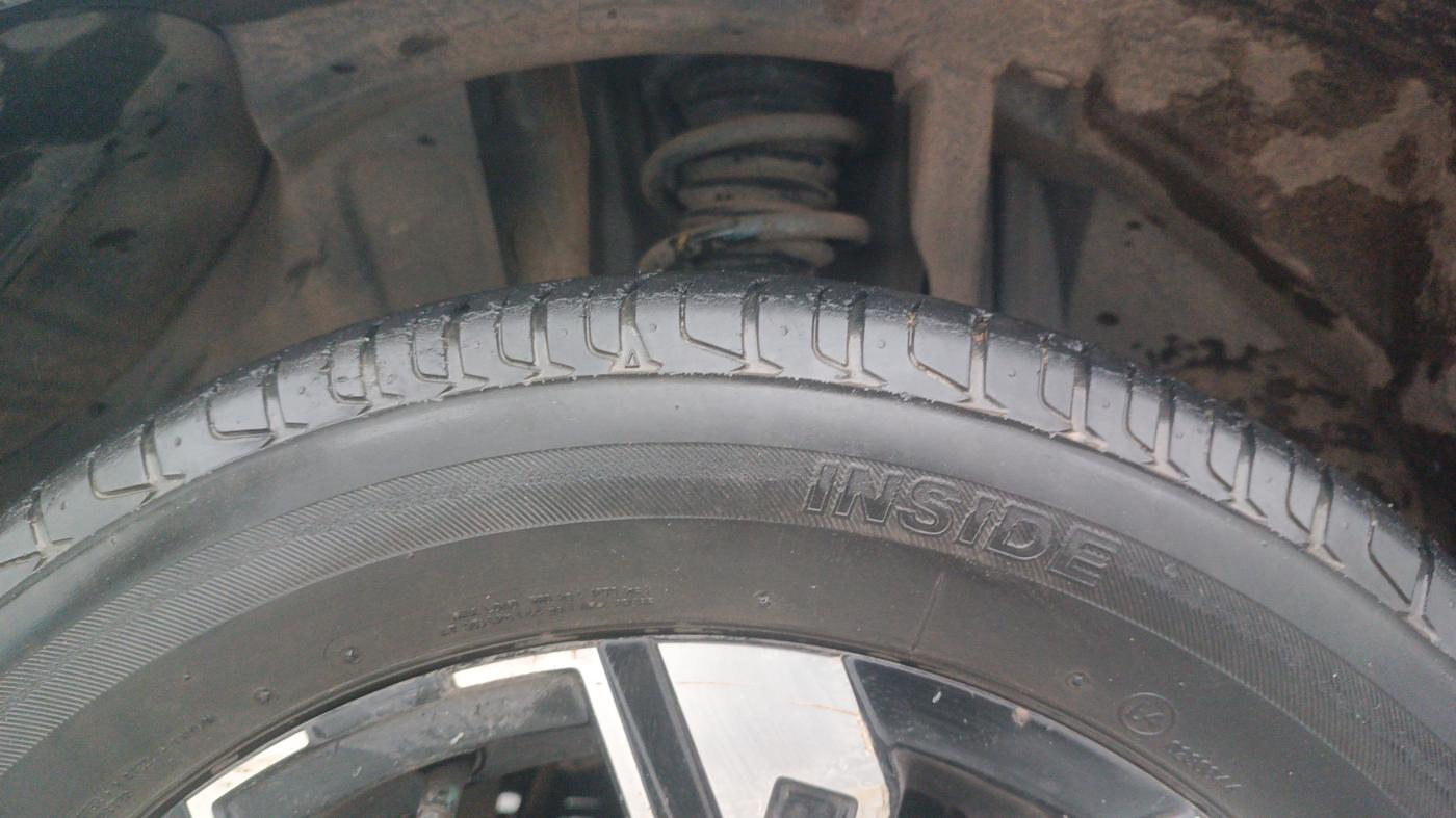 2022 Renault Kiger RXZ AMT, Petrol, Automatic, 89,107 km, Left Front Tyre Tread
