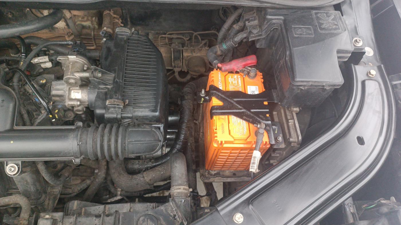 2022 Renault Kiger RXZ AMT, Petrol, Automatic, 89,107 km, Engine View - Left
