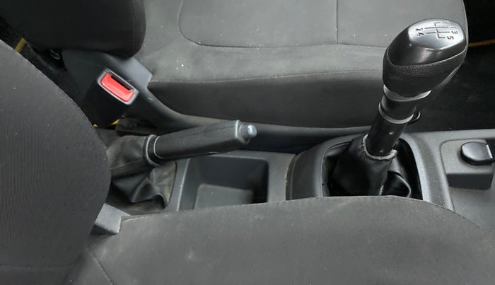 2016 Renault Kwid RXL, Petrol, Manual, 16,244 km, Gear Lever