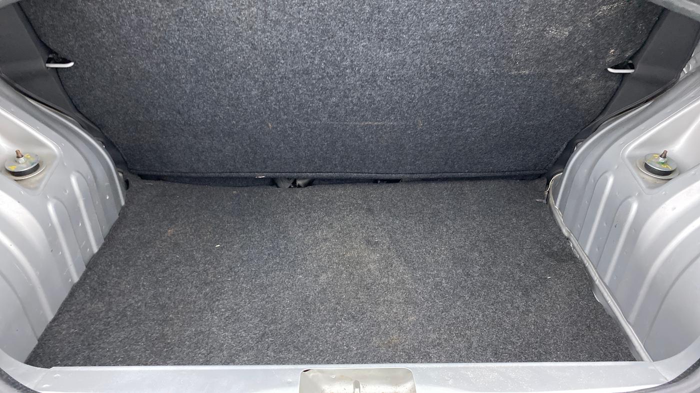 2016 Renault Kwid RXL, Petrol, Manual, 16,244 km, Boot Inside
