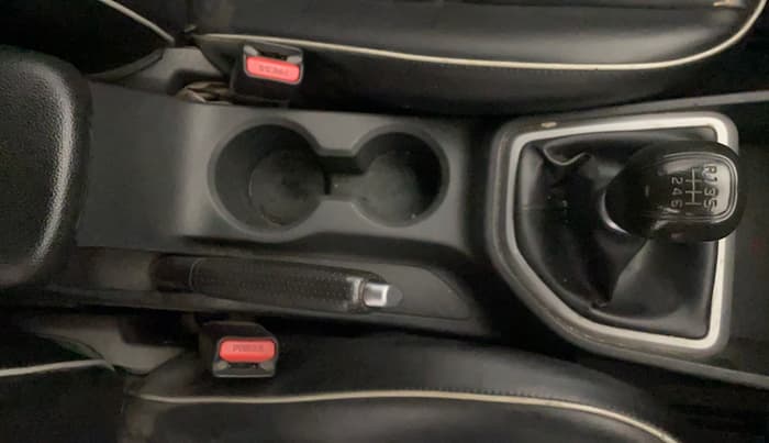 2018 Hyundai Creta E PLUS 1.6 PETROL, Petrol, Manual, 73,944 km, Gear Lever