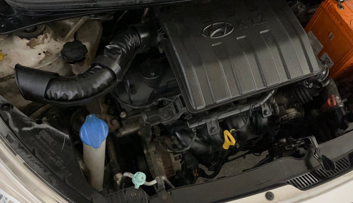 2016 Hyundai Grand i10 MAGNA AT 1.2 KAPPA VTVT, Petrol, Automatic, 17,442 km, Engine View - Right