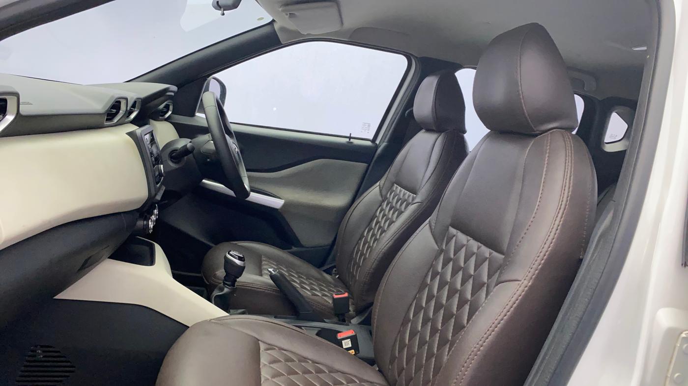 2021 Nissan MAGNITE XL TURBO, Petrol, Manual, 48,489 km, Right Side Front Door Cabin